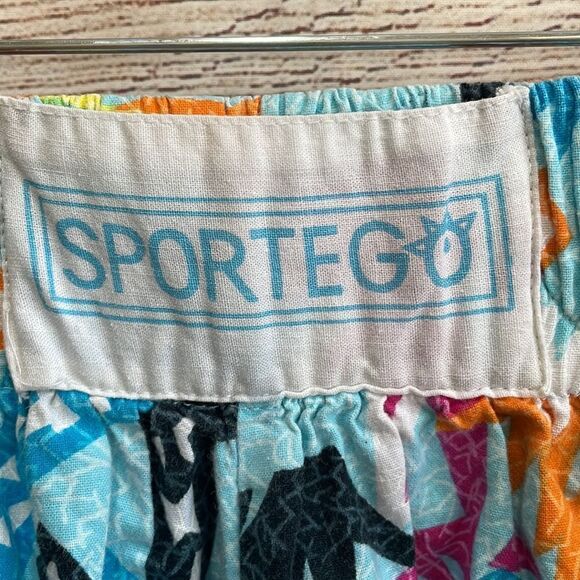 VINTAGE SPORTEGO PAPERBAG WAIST SHORTS IN ABSTRACT PRINT - Picture 3 of 5